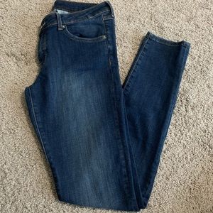 Skinny jeans size 32